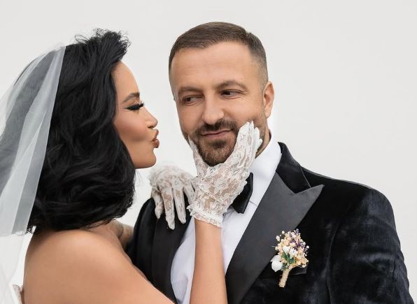 Dafina Zeqiri zbulon lajmin e madh në koncertin e saj në Tiranë