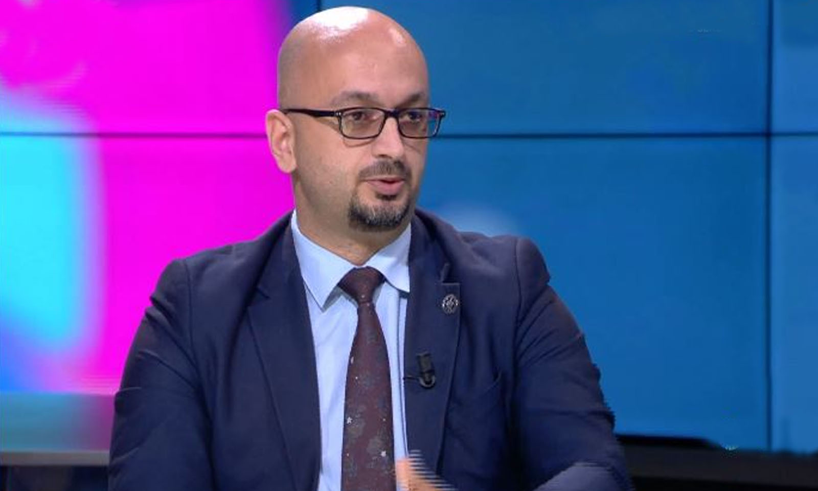 Jovana Radosavljeviq u përfshi hapur në listën zgjedhore të Listës Serbe, duke hequr maskën civile të NSI-së.
