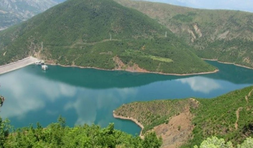 Si lumi Drin dhe energjia e rinovueshme shpëtuan Shqipërinë nga kriza globale e energjisë