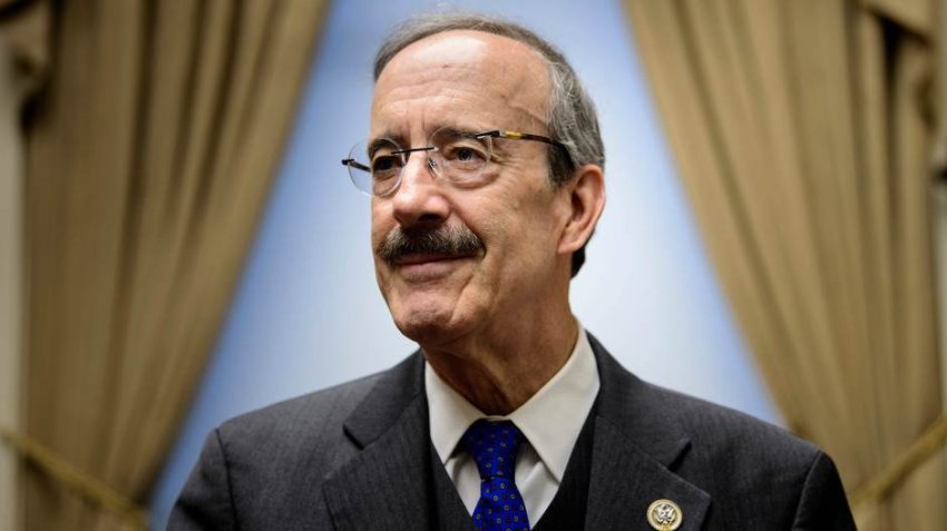 Ambasada e SHBA-së në Kosovë do të mbajë emrin e Eliot Engel, heroit për Kosovën
