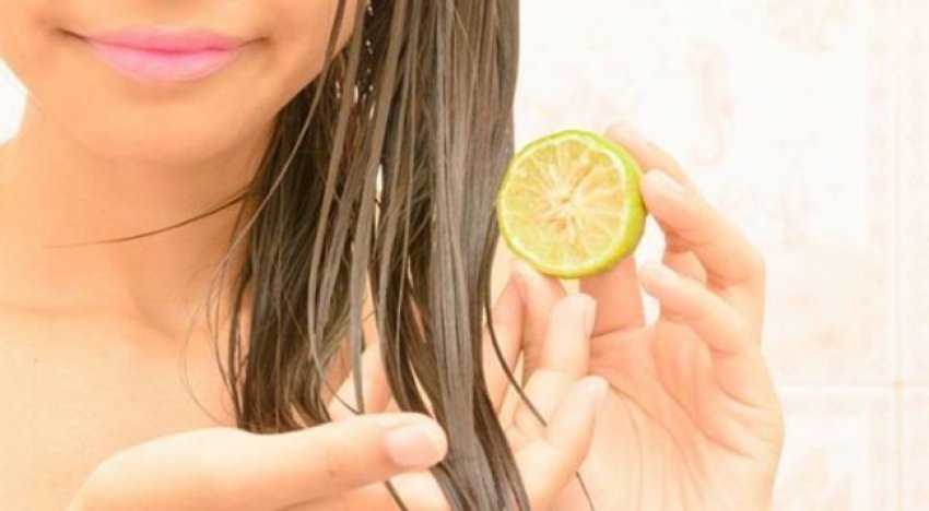 Maskë natyrale me portokall dhe limon për flokë të yndyrshëm