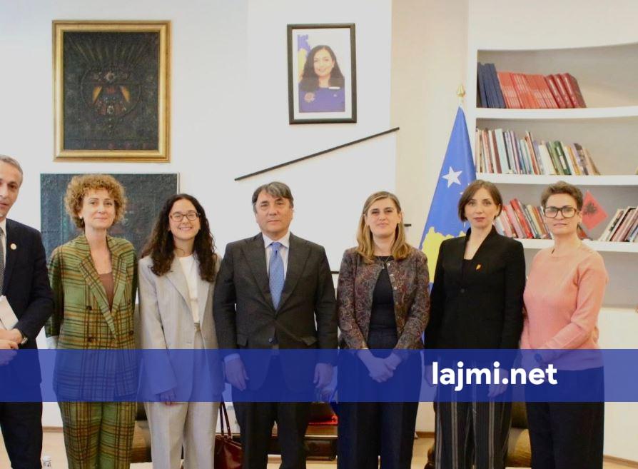 Thellimi i bashkëpunimit kulturor dhe turistik mes Kosovës dhe Italisë