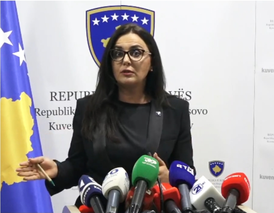 Lushaku-Sadriu akuzon Kurtin për përmbysje të rendit kushtetues dhe refuzim kompromisi me LDK-në