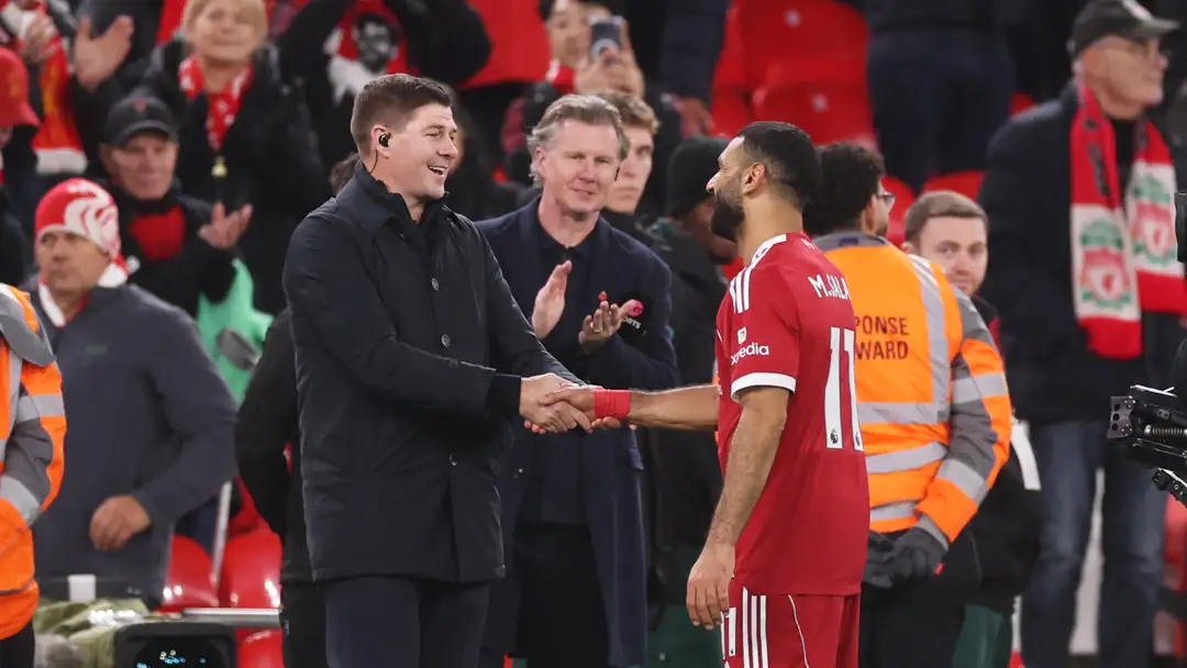 Mohamed Salah zbulon se darka private me Steven Gerrard në shtëpinë e tij ishte momenti vendimtar për vendimin e largimit nga Liverpooli.