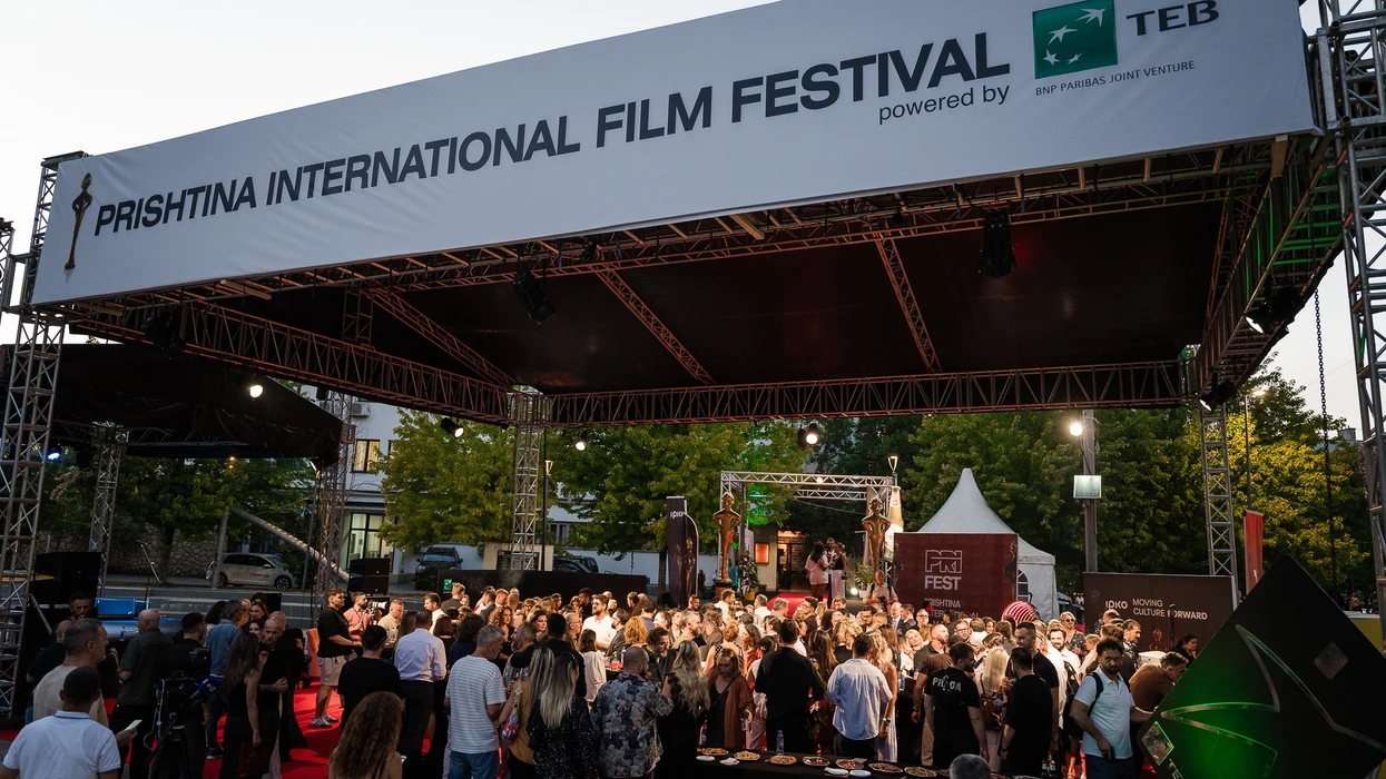 PriFest 2026 hapet me premierën emocionuese të filmit “Dua” dhe yje të kinemasë