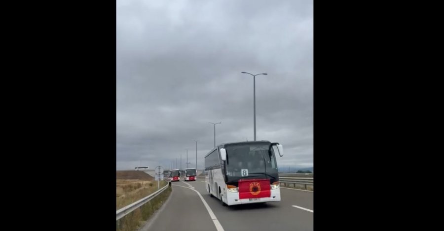 Qytetarët nga komunat e Kosovës drejt Prishtinës për Marshin e Lirisë