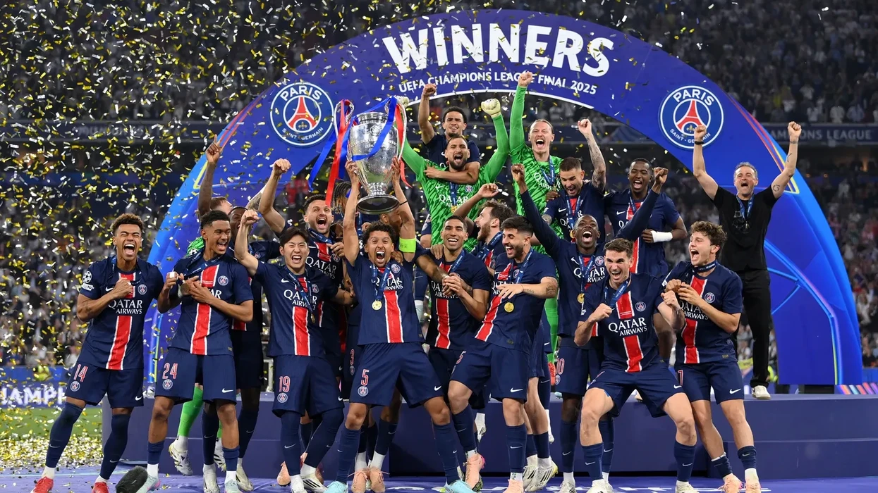 PSG pritet të thyejë rekordin me 10 lojtarë të nominuar për Topin e Artë në vitin 2026.