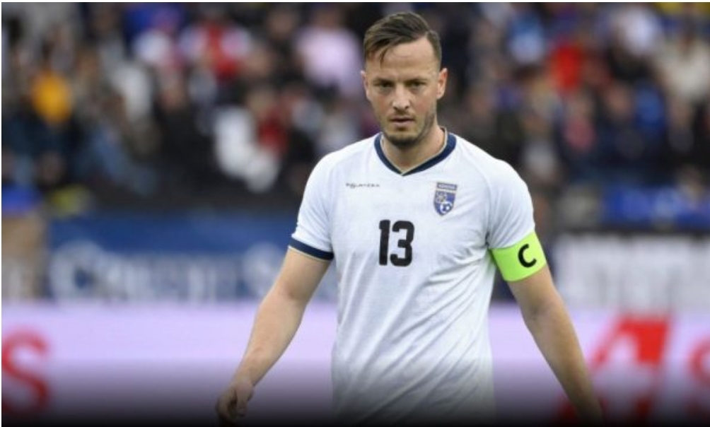 Amir Rrahmani dhe kriza në Federatën e Futbollit të Kosovës kapin vëmendjen ndërkombëtare