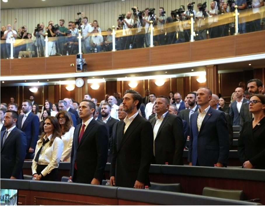 PDK paralajmëron ankesë në Kushtetuese për mosmarrëveshjet në seancën konstituive të Kuvendit.