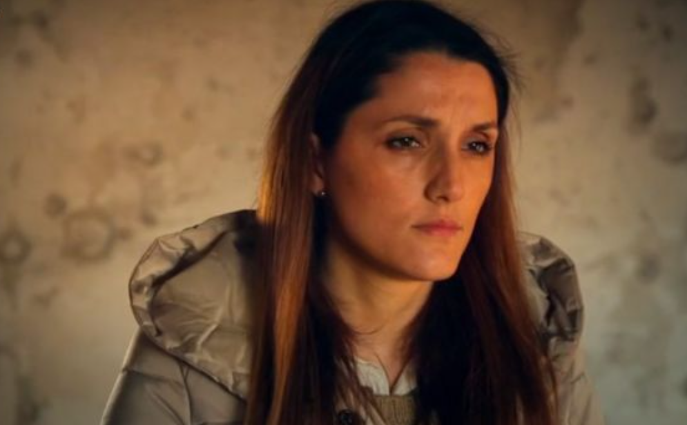 Tri ditë terror në Prekaz: Si mbijetoi Besarta Jashari mes rrënojave dhe humbjeve familjare