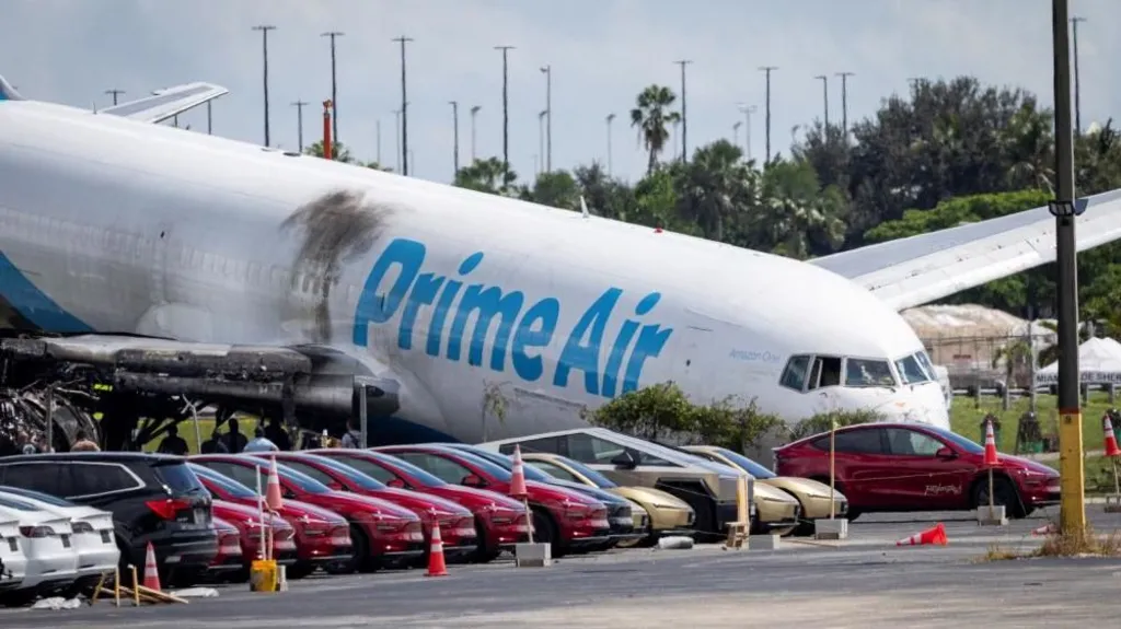 Rrëzimi tragjik i avionit të Amazon në Miami: Pesë të vdekur në tokë