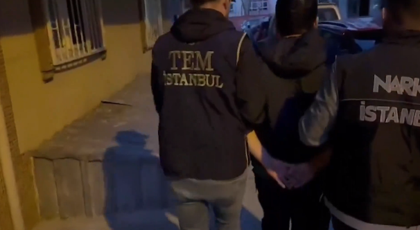 Përleshje me armë në Stamboll, neutralizohet 21-vjeçari i dyshuar për terrorizëm