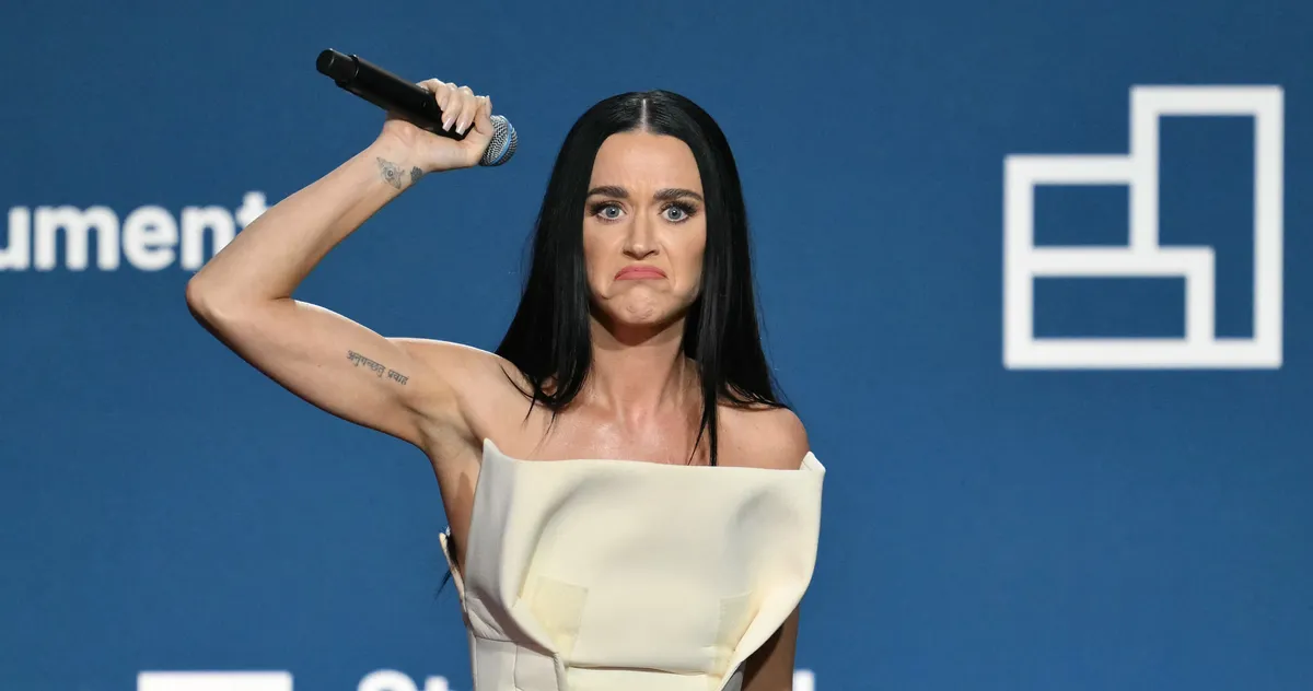 Katy Perry rrëfen sfidat pas ndarjes nga Orlando Bloom dhe gjen dashurinë e re