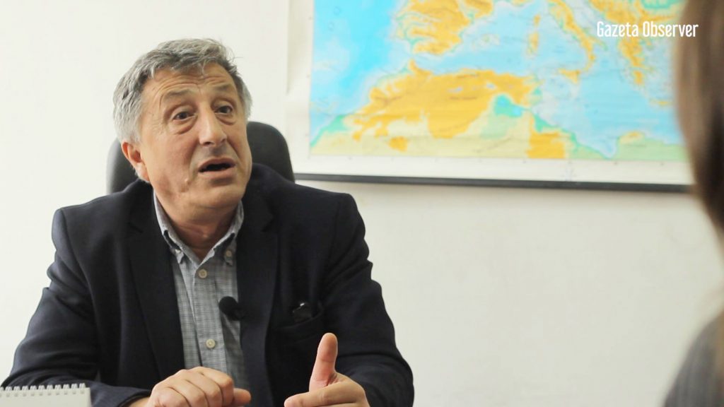Mungesa e ditarëve nuk ndalon mësimin, por kërkohet zgjidhje e shpejtë