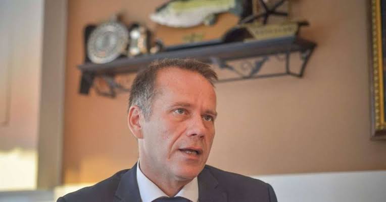 Aleanca refuzon pjesëmarrjen në seancën konstituive, tensionet me Kurtin vazhdojnë