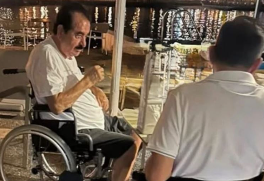 Ibrahim Tatlıses shfaqet ndryshe, fansat shqetësohen për pamjen e tij të re