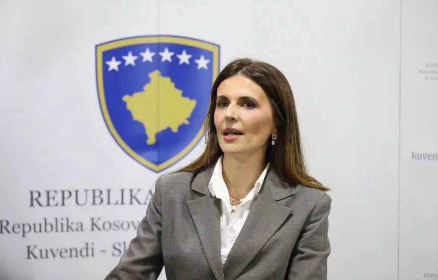 PDK pezullon kandidaturën e Çitakut për nënkryetare të Kuvendit për shkak të shkeljeve kushtetuese