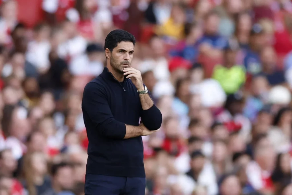 Arteta dhe zonat teknike: Një rregull për të tjerët, një tjetër për trajnerin e Arsenalit