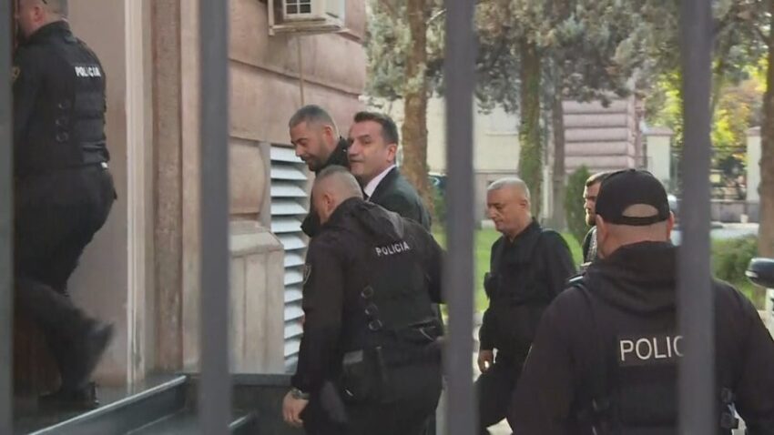 Avokatët e huaj të Veliajt kanë kërkuar takim me SPAK më 10 shtator për përgatitjen e aplikimit në Gjykatën e Strasburgut.