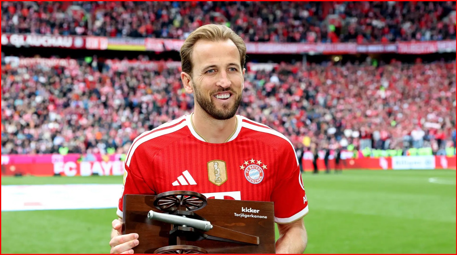 Harry Kane është favoriti kryesor për Topin e Artë pas një sezoni me 73 gola dhe fitore në Bundesligë dhe Kupën e Gjermanisë me Bayern Munichun.