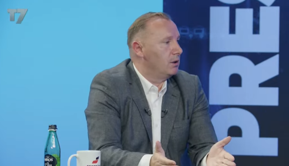 Deputetët e LDK-së në dilemë dhe tensione pas vendimit të Bekim Sejdiut