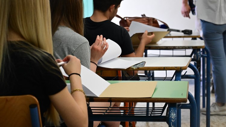 Analfabetizmi funksional në rritje te nxënësit kosovarë sipas rezultateve të PISA-s