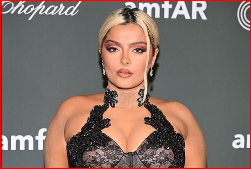 Bebe Rexha sfidon komentet për trupin e saj dhe thyen tabutë e pamjes fizike
