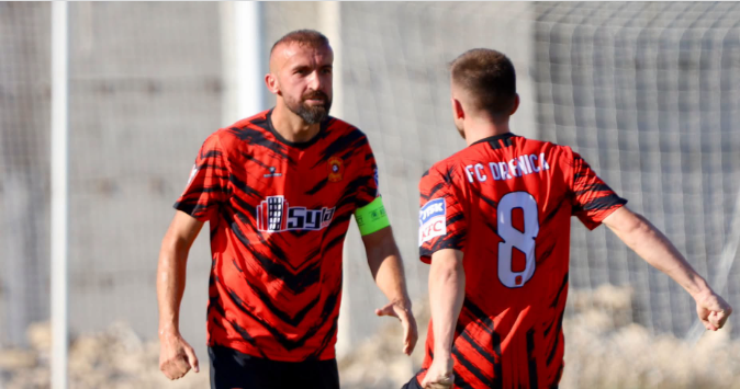 Drenica triumfon, Vushtrria vazhdon rënien në Superligë