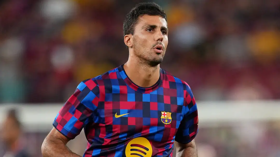 Rodri është bërë pikë qendrore e Barcelonës së re të Hansi Flickut pas transferimit nga Manchester City.