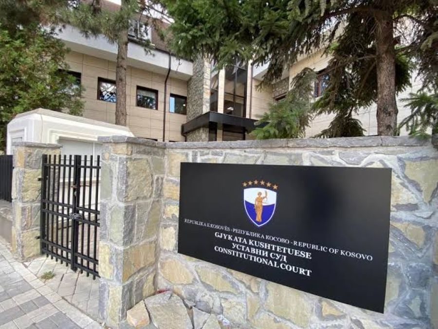 Përplasjet politike dhe sfidat kushtetuese në formimin e institucioneve të Kosovës