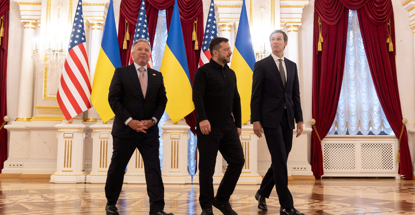 Lufta në Ukrainë do të vazhdojë gjatë dimrit, thonë Zelensky dhe të dërguarit amerikanë