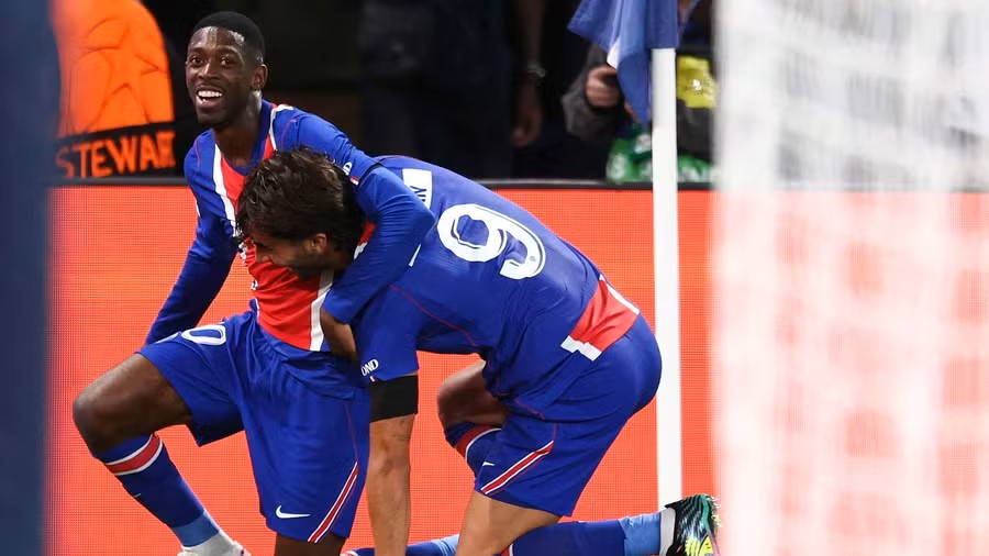 PSG shkatërron Slovan Bratislavën 6-1 dhe zgjat serinë pa humbje në Evropë në 12 ndeshje.