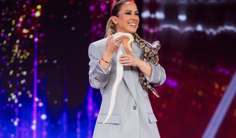 Arbana Osmani sfidon frikën me gjarpërinj në “Ferma VIP 3”