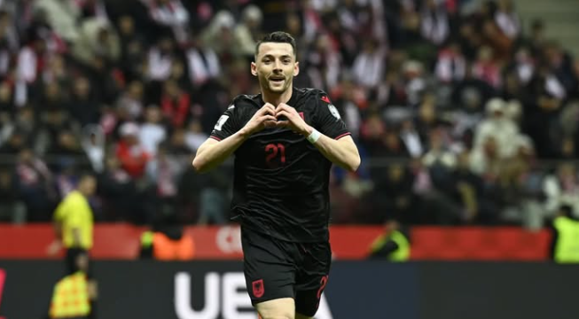 Oferta prej 5 milionë eurosh për Arbër Hoxhën nga klubi polak Widzew Lodz