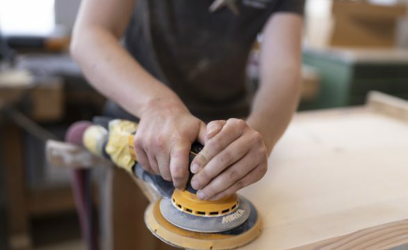 Zvicra përballet me mungesë të madhe punëtorësh nëse miratohet “Jo 10 milionëve”