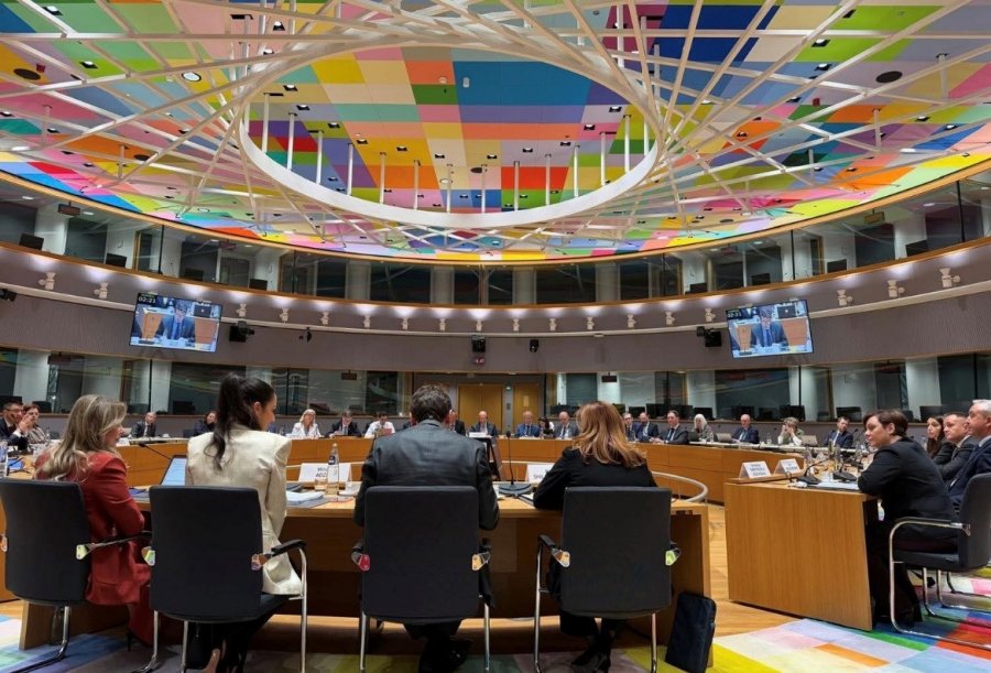 Rritja Ekonomike e Kosovës në Fokus të Dialogut në Bruksel