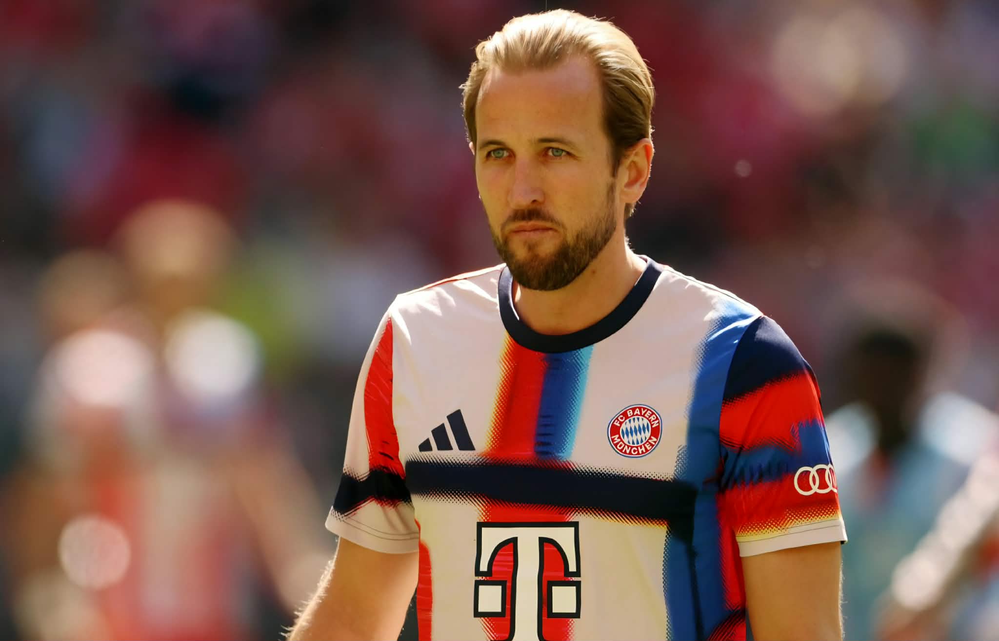 Bayern synon të mbajë Kanen, por nuk heq dorë nga Vlahovic