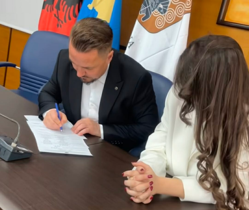 Blero dhe Eronita konfirmojnë se janë në pritje të një djali.