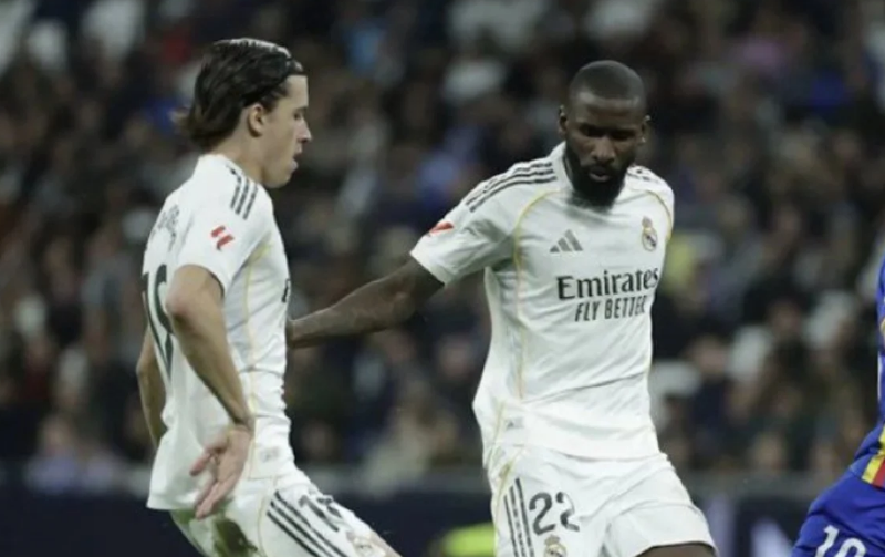 Konfliktet e brendshme tronditin Real Madridin, Arbeloa në qendër të zjarrit