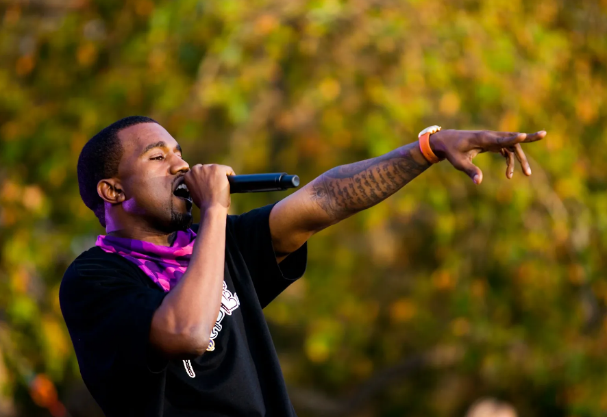 Koncerti i Kanye West në Tiranë thyen rekorde shitjeje biletash