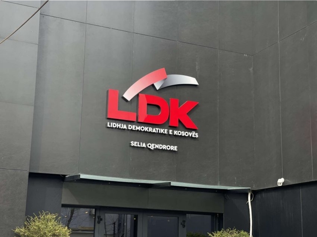 LDK diskuton rikthimin e Vjosa Osmanit dhe bashkimin e së djathtës para zgjedhjeve