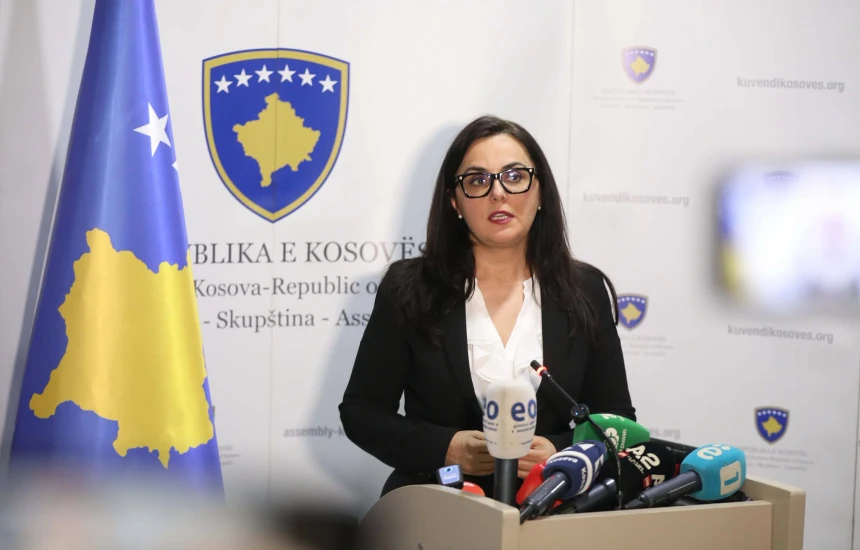Përparim Rama emëron Besianë Musmurati nga PDK-ja nënkryetare të Prishtinës.