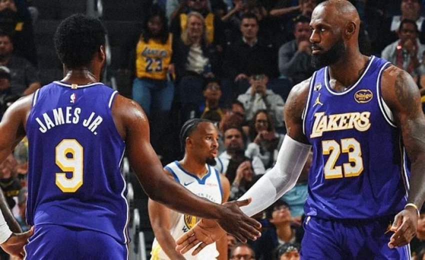 Bronny James asiston për babain e tij LeBron në fitore të Lakers