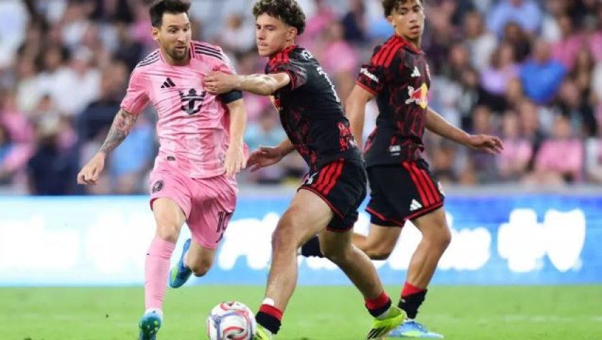 Adri Mehmeti u zgjodh përsëri në formacionin ideal të javës në MLS.