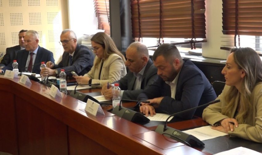 Komisioni për Çështjet e Sigurisë miraton vendimin e Qeverisë për dërgimin e FSK-së në Gaza me të gjitha votat pro.