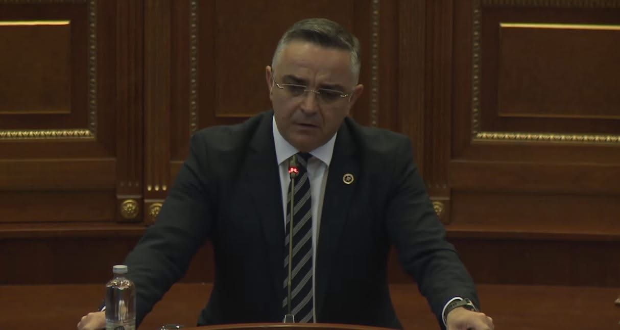 Tahiri kritikon Qeverinë për neglizhimin e sektorit privat pas pagës së 13-të