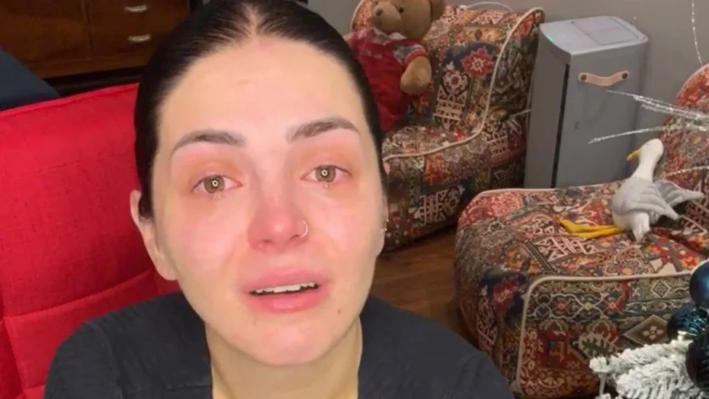 Fifi përgatitet me humor për koncertin e madh në Pallatin e Kongreseve