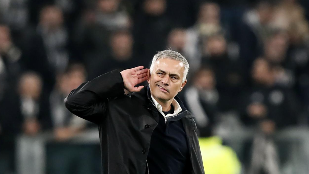 Real Madrid shqyrton rikthimin surprizë të Mourinhos në stolin e trajnerit