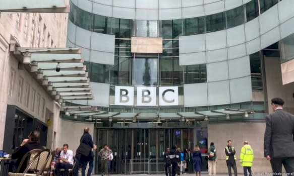 BBC njofton shkurtim deri në 2,000 vende pune për shkak të krizës financiare