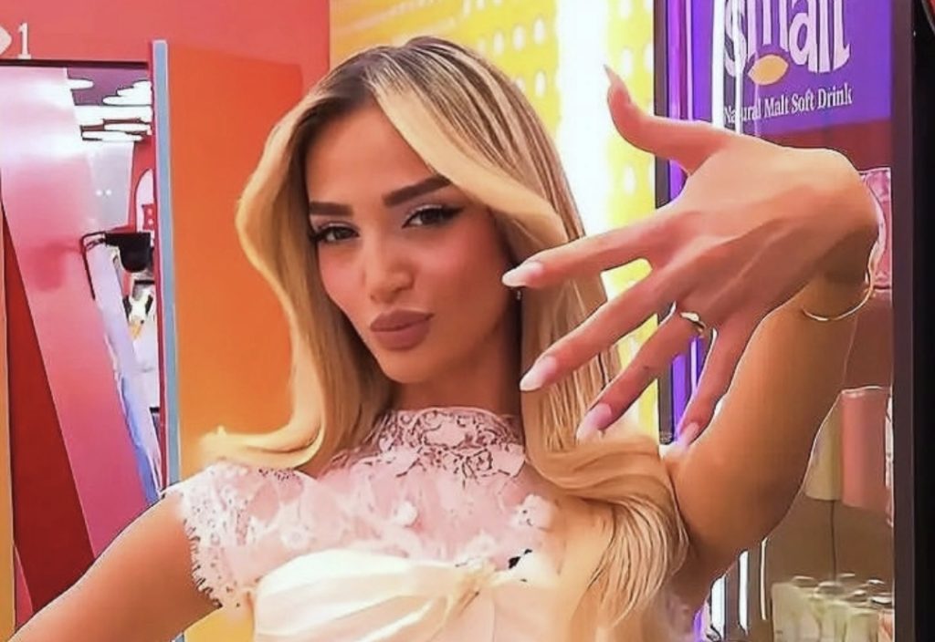 Selin Bollati është finalistja e parë e Big Brother VIP Albania.